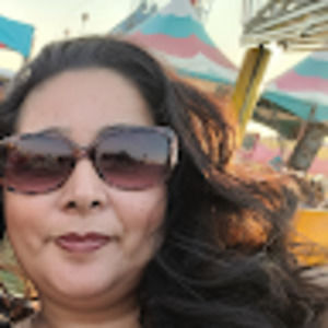 Meet your Posher, Roxanne